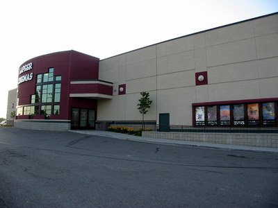 Lapeer Cinemas - Entrance (newer photo)